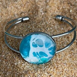 Elegant Silver and Blue Bracelet